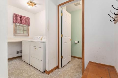 524 Riverview Dr, Plainwell, MI 49080 photo 15