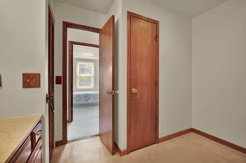1010 Cranbrook Dr, Jackson, MI 49201 photo 17