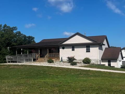 1082 Chatterson Rd, Muskegon, MI 49442