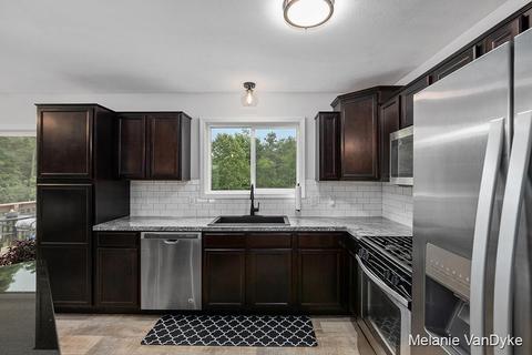 13808 E Harmony Ct, Sparta, MI 49345 photo 8