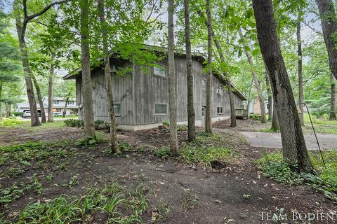 7379 Sheffield Dr SE, Ada, MI 49301 photo 27