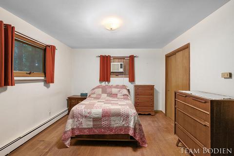 7379 Sheffield Dr SE, Ada, MI 49301 photo 15