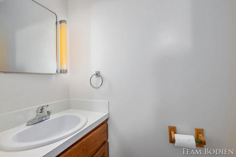 7379 Sheffield Dr SE, Ada, MI 49301 photo 17