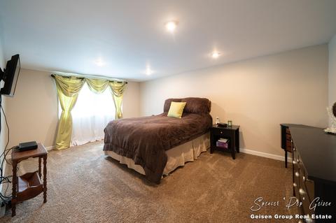 707 W Maple St, Belding, MI 48809 photo 33