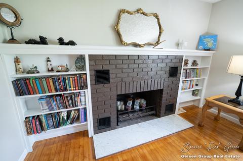 707 W Maple St, Belding, MI 48809 photo 8