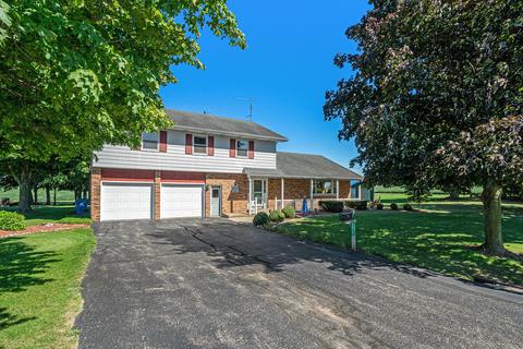 3915 48th St, Hamilton, MI 49419 photo 1