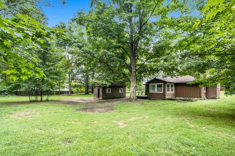 519 Oak St, Three Rivers, MI 49093 photo 5