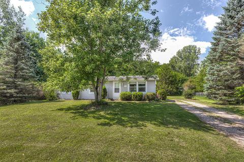 172 E Lowry St, Brooklyn, MI 49230 photo 2