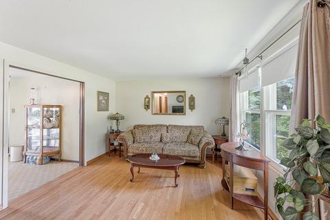 172 E Lowry St, Brooklyn, MI 49230 photo 8
