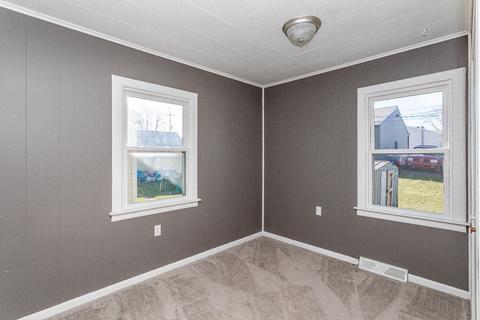 612 Wayne St, Jackson, MI 49202 photo 17
