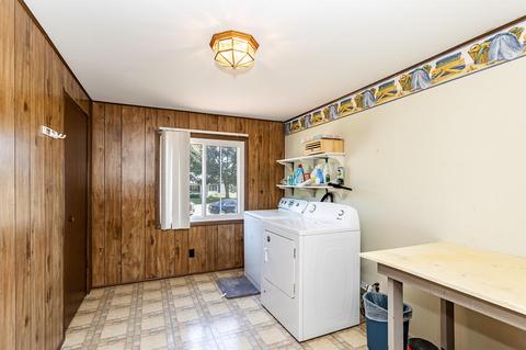 902 Loomis St, Jackson, MI 49202 photo 18