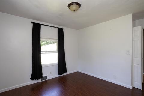 104 Bradley Dr, Jackson, MI 49201 photo 14