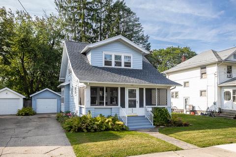 809 Union St, Jackson, MI 49203 photo 2