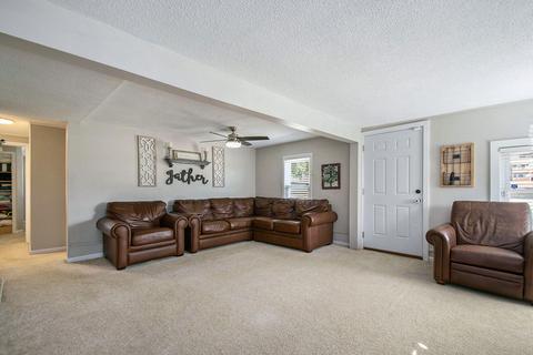 809 W Front St, Buchanan, MI 49107 photo 5
