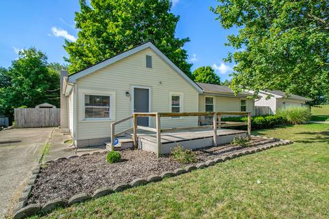 809 W Front St, Buchanan, MI 49107 photo 1