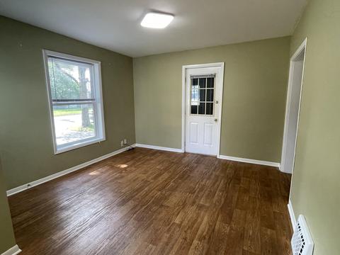 246 Wright St, Cadillac, MI 49601 photo 9