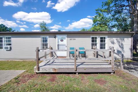 2730 Clark St, Jackson, MI 49202 photo 1