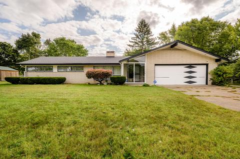 2159 Ogden Ave, Benton Harbor, MI 49022