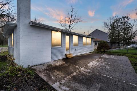 14038 Edgewater Dr, Gregory, MI 48137 photo 1