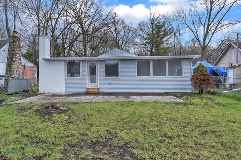 14038 Edgewater Dr, Gregory, MI 48137 photo 3