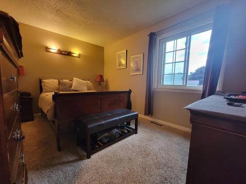 556 Robinson Rd, Jackson, MI 49203 photo 10