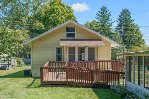 103 Chippewa St, Buchanan, MI 49107 photo 9