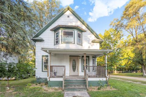 132 Middle St, Three Rivers, MI 49093 photo 1