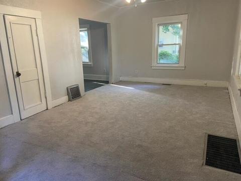 327 Orange St, Jackson, MI 49202 photo 12