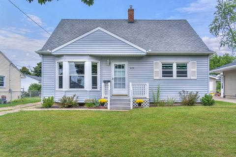 658 Sparks St, Jackson, MI 49202 photo 1