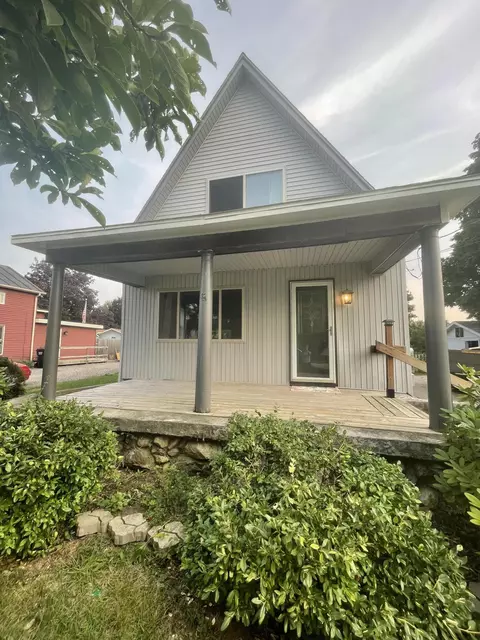 1836 Cherry St, Dorr, MI 49323 photo 2