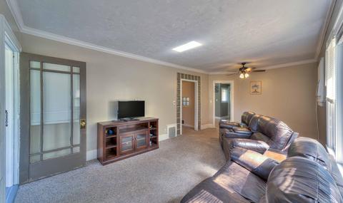 125 Ridgeway St, Jackson, MI 49202 photo 6