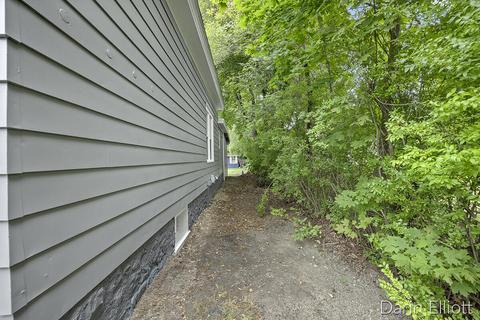 504 Leonard St, Belding, MI 48809 photo 18