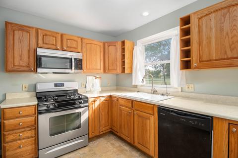 6419 Skylark Dr, Jackson, MI 49201 photo 8