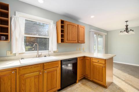 6419 Skylark Dr, Jackson, MI 49201 photo 7