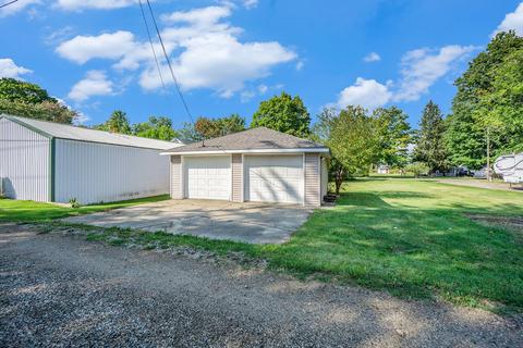 143 E North St, Marcellus, MI 49067 photo 2