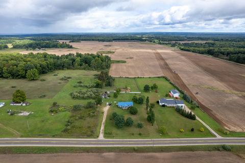 1208 Arthur Rd, Remus, MI 49340 photo 2
