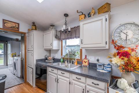 1208 Arthur Rd, Remus, MI 49340 photo 11
