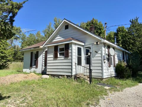 8466 30th Ave, Remus, MI 49340 photo 2