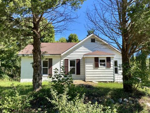 8466 30th Ave, Remus, MI 49340 photo 1