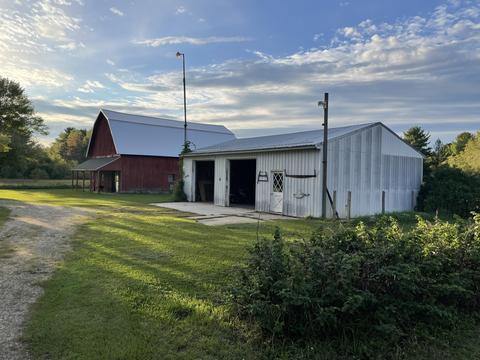 769 S Pine Ave, White Cloud, MI 49349 photo 3
