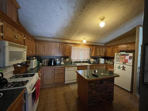 5121 W Jack Pine Dr, Grant, MI 49327 photo 5