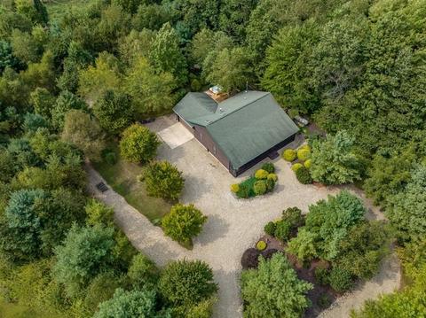 16620 Runyon Rd, Buchanan, MI 49107 photo 2