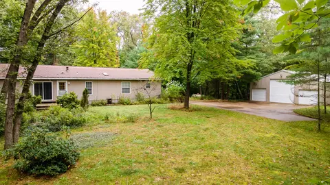 4664 E 40th St, Newaygo, MI 49337 photo 2