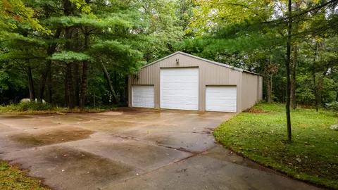 4664 E 40th St, Newaygo, MI 49337 photo 3