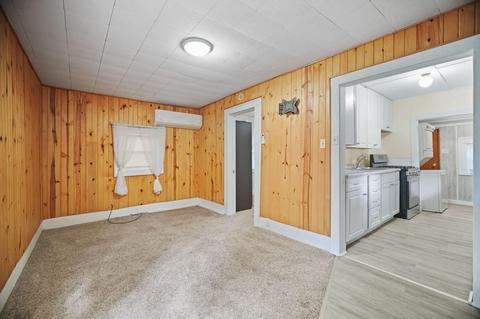 118 Charles St, Jackson, MI 49203 photo 6
