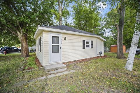 118 Charles St, Jackson, MI 49203 photo 1