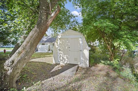 118 Charles St, Jackson, MI 49203 photo 5