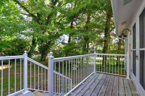 10 W Wall St, Douglas, MI 49406 photo 23