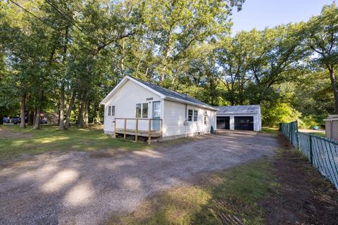 2496 Holton Rd, Muskegon, MI 49445
