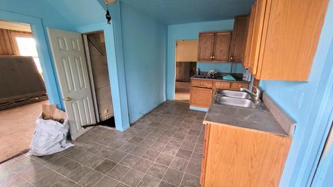 276 E Main St, Marcellus, MI 49067 photo 10